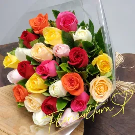 Buquê Encanto com 24 Rosas