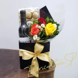 Gift Box Vinho e Ferrero