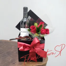 Cesta Vinho e Brigadeiro