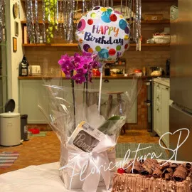 Orquídea Feliz Aniversário!